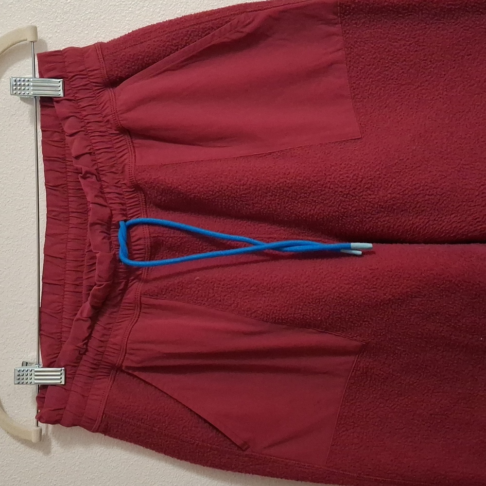 Cotopaxi Burgundy Jogger Pants Sweatpant Fleece Drawstring - Picture 2 of 6